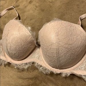 Vicvictorias secret pink laced bra